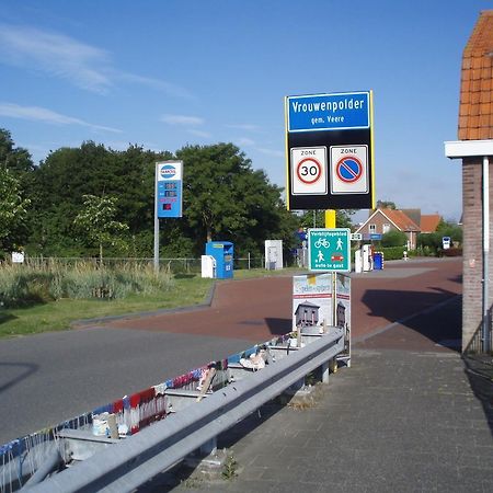 B&B Fam. Tavenier Vrouwenpolder Esterno foto
