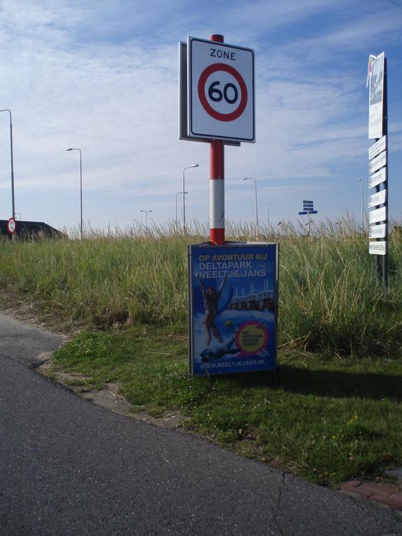 B&B Fam. Tavenier Vrouwenpolder Esterno foto
